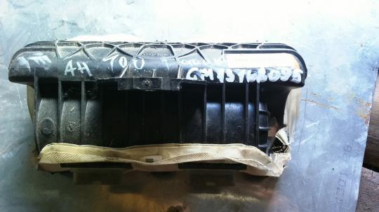 Подушка безопасности в торпедо Opel Astra H 13168095